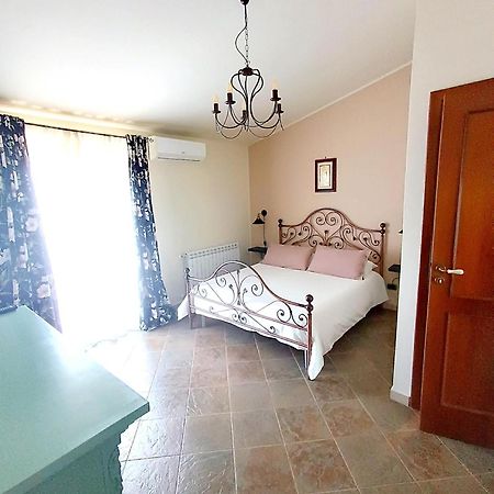 La Casa Di Matilde Bed & Breakfast Gioiosa Marea Eksteriør bilde