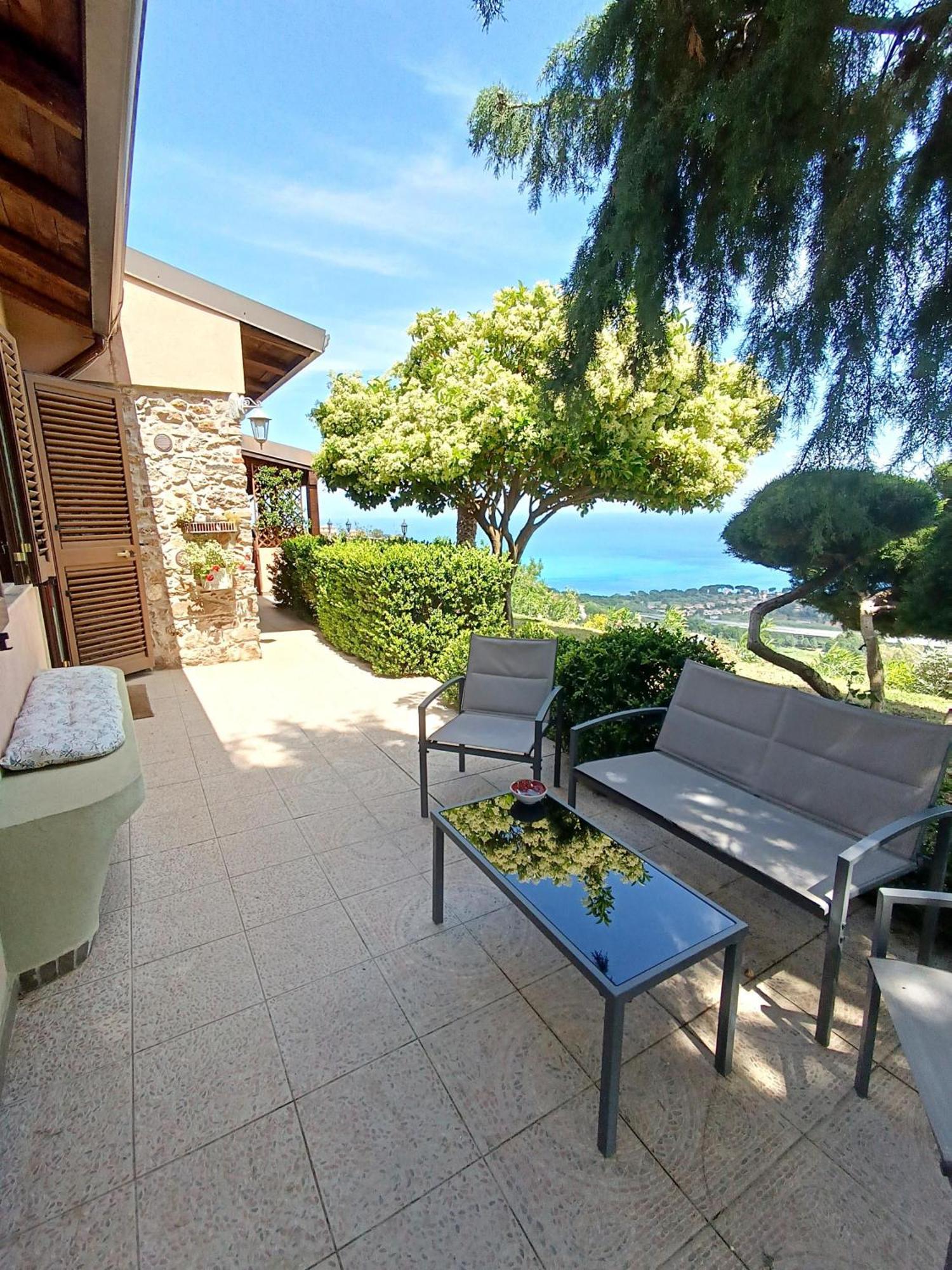 La Casa Di Matilde Bed & Breakfast Gioiosa Marea Eksteriør bilde